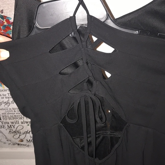 Express Romper - Picture 4 of 6